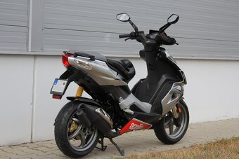 skúter aprilia SR50 2008 AM od 15 rokov ZIMNÁ CENA - 4