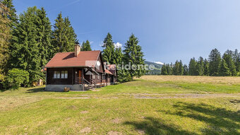 Chata zasadená do liptovskej prírody - 4