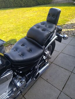 Suzuki VS 1400 Intruder - 4