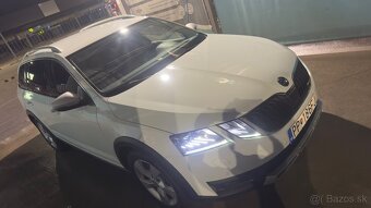 Škoda Octavia Scout - 4