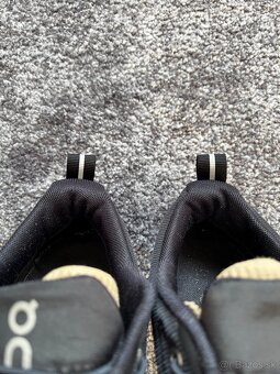 On Running, model Cloud 5 WP, velikost 39.... - 4
