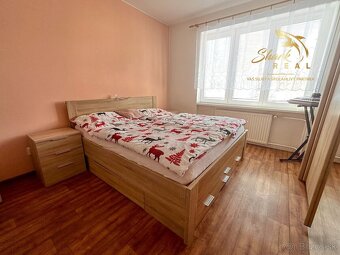 Priestranný 3-izbový byt s balkónom a výhľadom v obľúbenej l - 4