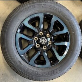 alu kolesá TOYOTA HILUX - 4