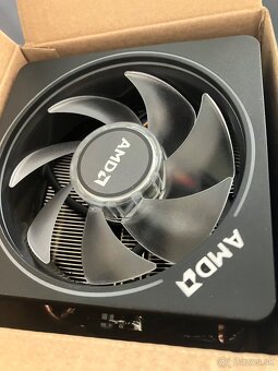 Procesor AMD Ryzen 9 3900X - 4