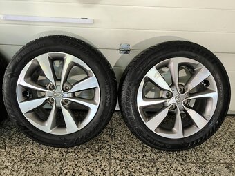 HYUNDAI DISKY R16 195/55 - 4