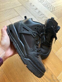 Air Jordan - 4