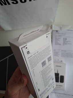 Samsung Z Fold 7 - 4