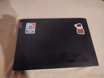 Lenovo Ideapad gaming 3 15IHU6 - 4