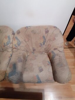 Rozkladací gauč + kreslá - 4