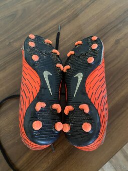 Kopačky Nike Bravata č.35 v dobrom stave. - 4