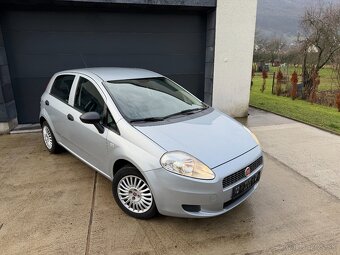 Fiat Grande Punto 1.4 8v Active - 4