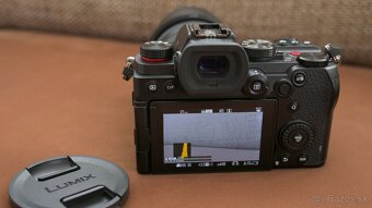 Panasonic S5 + SmallRig cage ZADARMO - 4