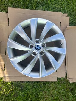 Pegasus 5x112 R18 Škoda - 4