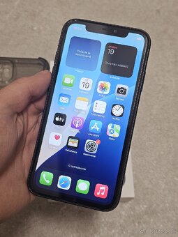 iPhone 11 64gb - 4