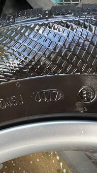 Predám Al disky so zimnými pneumatikami Audi Q5 - 4