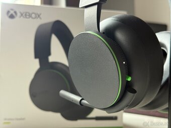 Xbox Wireless Headset + Xbox Wireless Adapter - 4