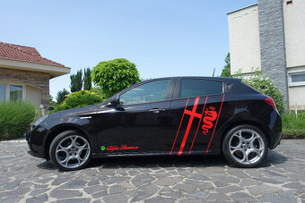 Alfa Romeo Giulietta 1.4 16V benzín M6, 120PS, 5d. - 4