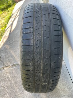 Predám 3 ks pneu Hankook 195/60 r15 - 4