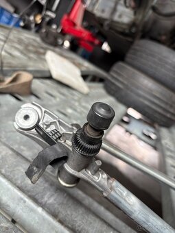 Mechanizmus stieračov s motorčekom BMW e90 - 4