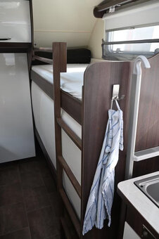 rodinný karavan TOP 2015 Bürstner Averso Plus 510 tk - 4