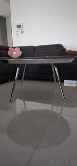 Sklenený konferenčný stolík - 4