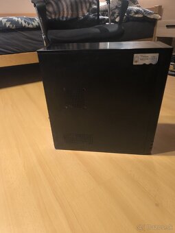 Stolný počítač - 4