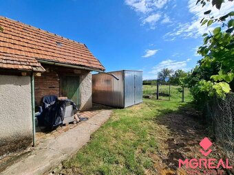 Rodinný dom s veľkým pozemkom - Kamanová - 4