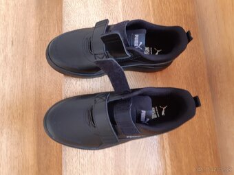 PUMA čierne topánky chlapčenské, veľkosť 33 - 4