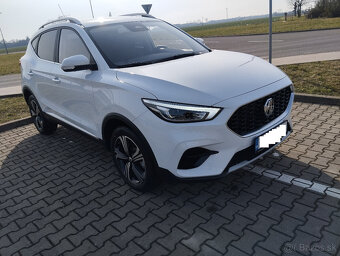 MG ZS ESSENTIAL PLUS 1.5 DVVT 5MT - 4