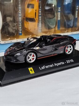 Ferrari a Dacia modely - 4