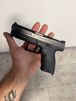 Pištoľ ČZ P10 C - 4