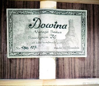 Dowina celomasiv s kufrom akcia 499E. - 4