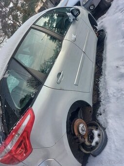 Rozpredám Citroen C4 picaso
viac info tel - 4