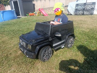 Detské elektrické autíčko AMG - 4