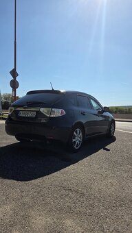 Subaru Impreza - 4