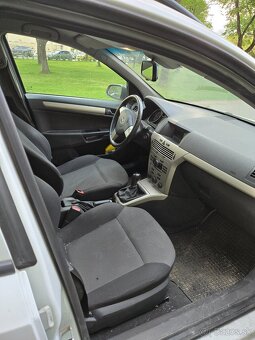 Opel astra H - 4