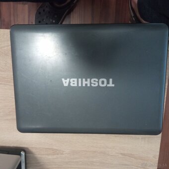 notebook na nahradne diely - 4