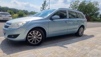 Opel Astra H Caravan 1.7cdti. 90kw. 2009 - 4