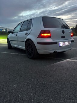 Volkswagen golf 4 - 4