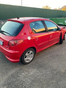 Peugeot 206 1,4 HDI - 4