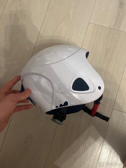 Biela lyžiarska prilba - 4