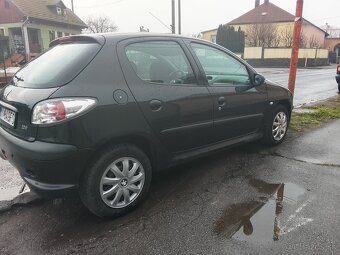 Predám Peugeot 206 - 4