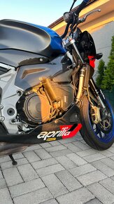 Aprilia Tuono 1000 R Factory - 4