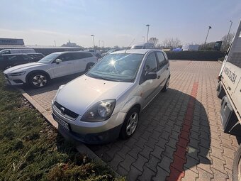 Ford Fiesta - 4