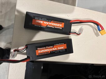 Traxxas E-revo - 4