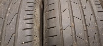 Predám 4ks jazdené letné 195/65r15-91H Hankook - 4