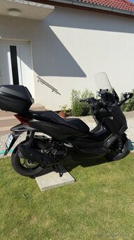 Predám skúter Honda Forza 125 r.2024 - 4