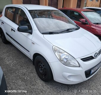Predam HYUNDAI i20, r.v. 2011, - 4