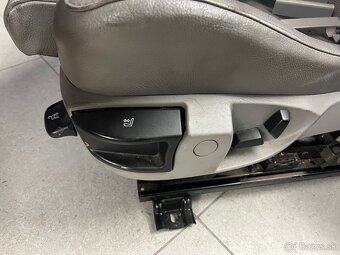BMW E60 polokožené sedačky - 4