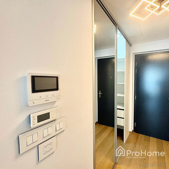 Na prenájom 2-izbový by v Eurovea Tower s výhľadom na Dunaj - 4